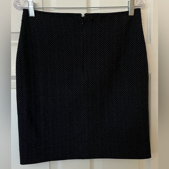 Armani Collezioni Skirt - Picture 3 of 3